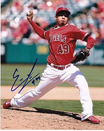 Ернесто Фриери Лос Анџелес Ангели Акција потпишана 8x10 - Автограмирани фотографии од MLB
