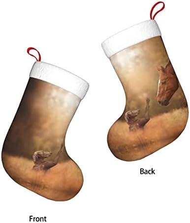Коњот ги исполнува Догперсонализираните божиќни чорапи за домашни украси за Божиќни забави